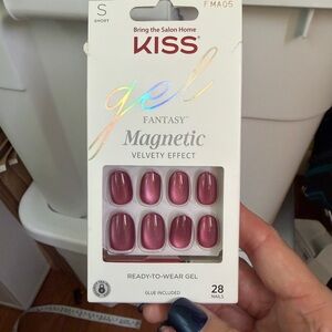 KISS Gel Fantasy Magnetic Nails - Pink 94215 FMA05, NIB